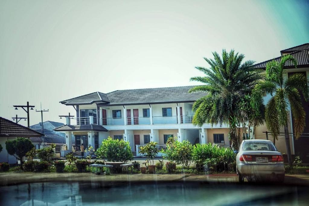 Hotel Tararin Chiang Saen Exterior foto