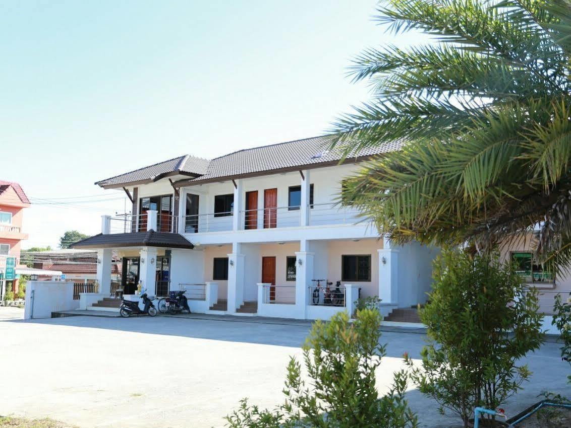 Hotel Tararin Chiang Saen Exterior foto
